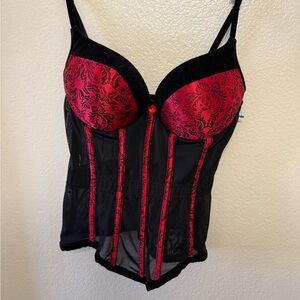 Chic Black and Red Lace Bustier